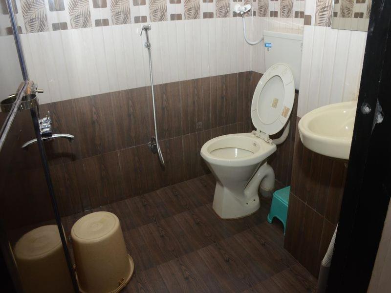 Nilraj Lodge Ratnāgiri Extérieur photo