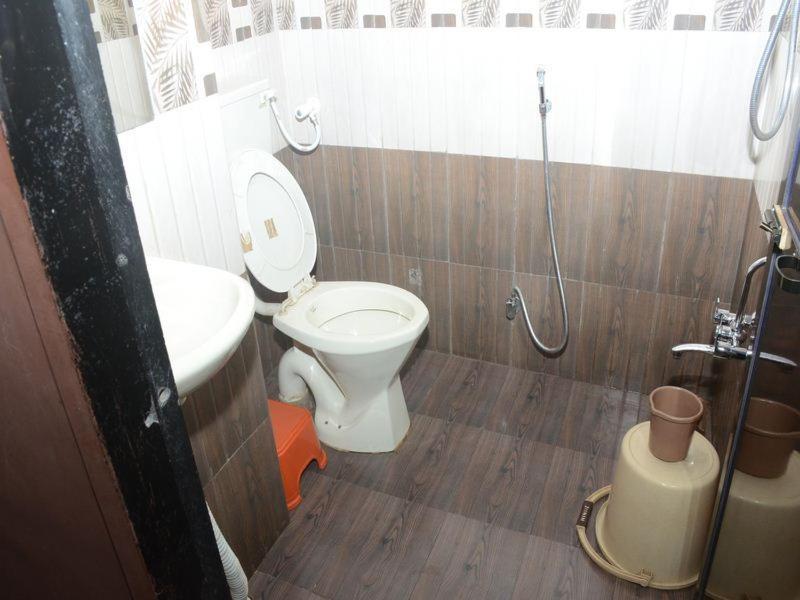 Nilraj Lodge Ratnāgiri Extérieur photo
